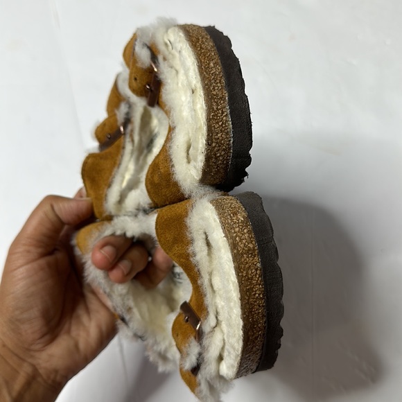 Birkenstock Arizona Shearling suede sandals - Picture 11 of 12